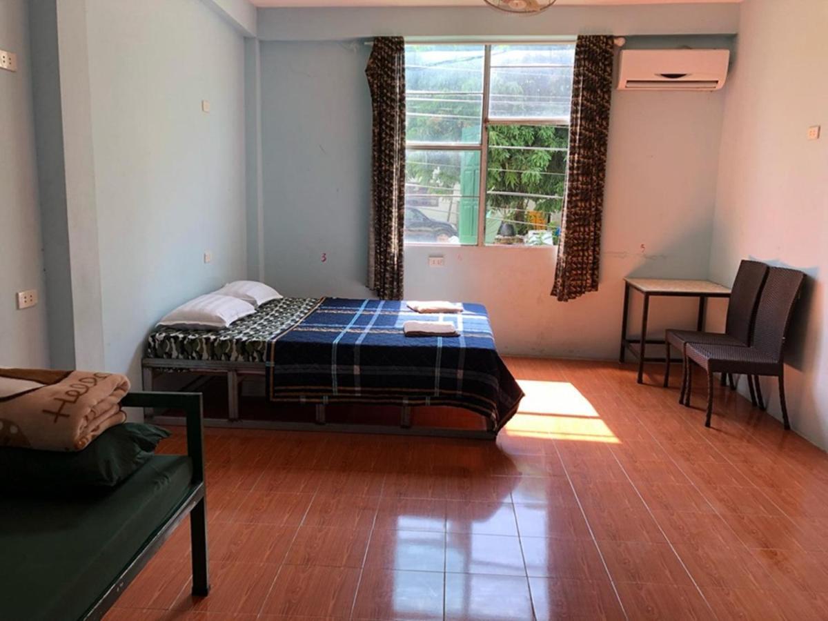 Army Barracks Guesthouse Vang Vieng Exterior photo